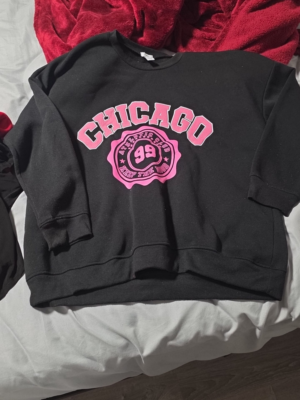 Rue21 Black Crewneck Sweatshirt with Pink Chicago Graphic